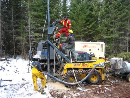 Portable Drill, Fladgate Exploration Team